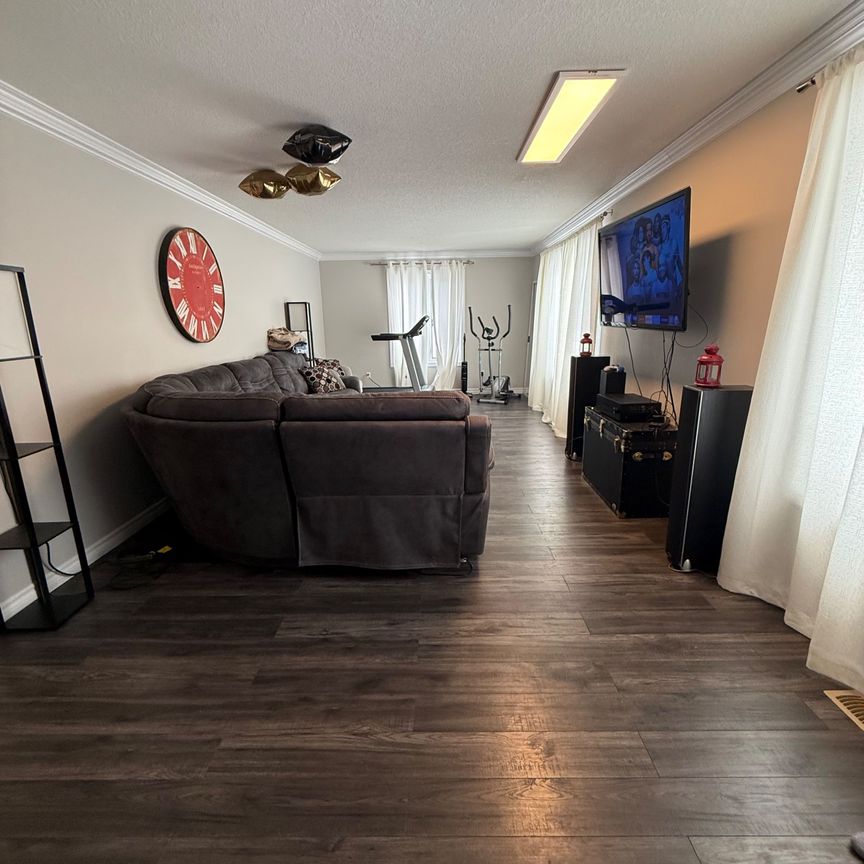 For Lease - 22 INVERARAY Court, Bracebridge, Ontario - Photo 1