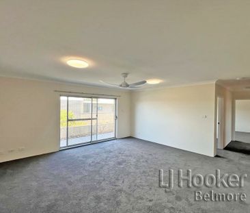 Spacious & Convenient 3br Unit with Lock-Up Garage - Photo 2