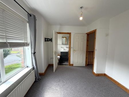 44 Rossdale, Ballymena, BT42 2SA - Photo 2