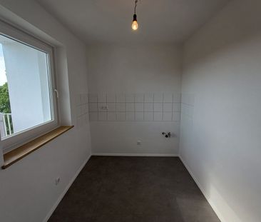 Helle 3-Zimmer Wohnung mit Balkon in Hasenbergl - Foto 1