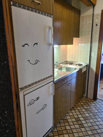 Petit Studio à louer à l'année à l'entrée de Crans - Foto 3