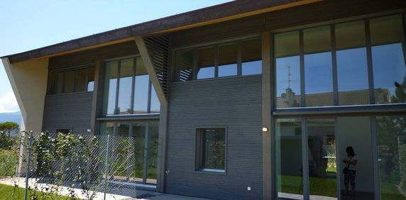 Appartement de 5 pièces en duplex avec jardin à Chavanne-des-Bois (VD) - Foto 2