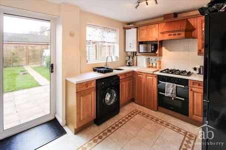 Baird Grove, Ipswich, IP5 - Photo 4