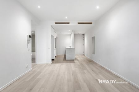 1007/22-40 Wills Street, Melbourne - Photo 3