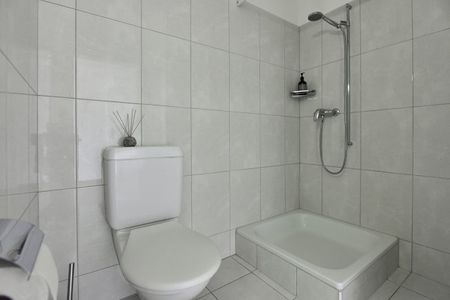 4.5 Zimmer, 100 m², 2. Stock - Photo 5