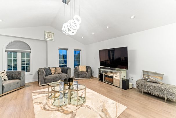 For Lease - 5358 Flatford Road, Mississauga, Ontario - Photo 1