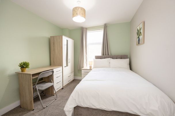 Chester Road Room 1 - Photo 1