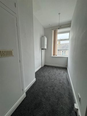 2 bed terraced house to rent in Harley Street, Burnley, BB12 - Photo 1