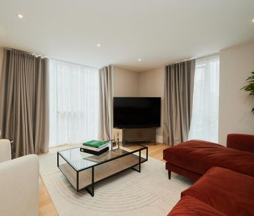 4 bedroom flat to rent - Photo 3