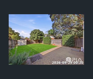 Spacious 5-Bedroom Family Home under Carlingford West Public School catchment - Photo 2