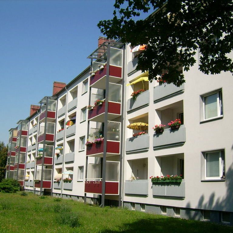 2-Raum-Erdgeschosswohnung mit Balkon - Foto 1