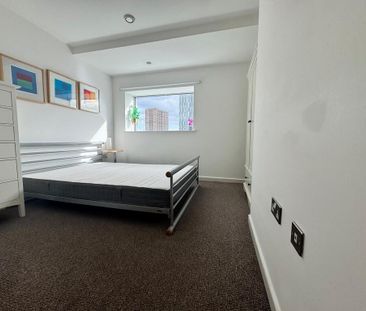 2 bedroom apartment to rent - Photo 4