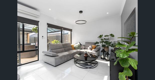 Walking to School - Photo 1