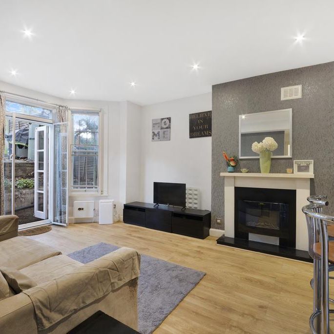 1 bedroom flat to rent - Photo 1