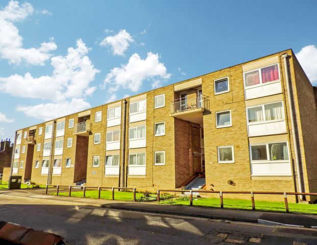 Mildmay Court, Mildmay Road, Chelmsford, Essex, CM2 0DY - Photo 1