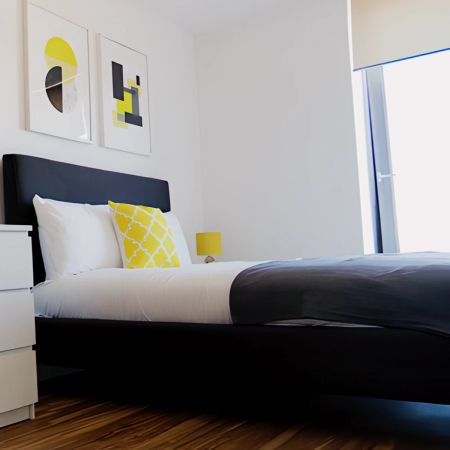 One Bedroom - Photo 2