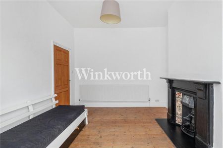 3 bedroom terraced house to rent - Photo 3