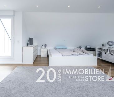 Haus im Haus! Hochwertig ausgestattete Maisonette-Wohnung mit zwei Dachterrassen in Alt Baumberg! - Foto 2