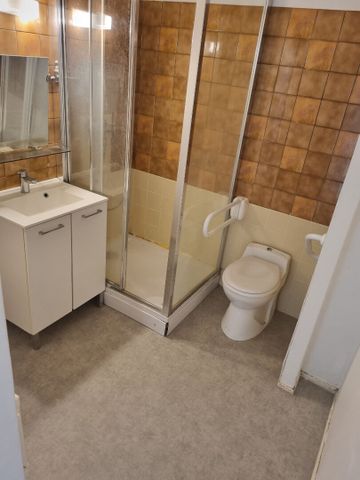A LOUER Appartement 50000 Saint-Lô 4 chambres 99.43 m² - Photo 2