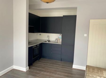 2 Bed Flat, Duckett Road, N4 - Photo 4