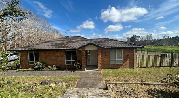 Great Location! - Photo 1