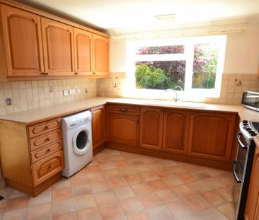 2 bedroom detached bungalow to rent - Photo 5