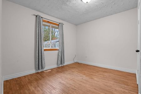 For Lease - 86 Bythia Street, Orangeville, Ontario - Photo 3