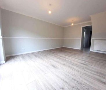 Kilross Road, Bedfont, TW14 - Photo 3