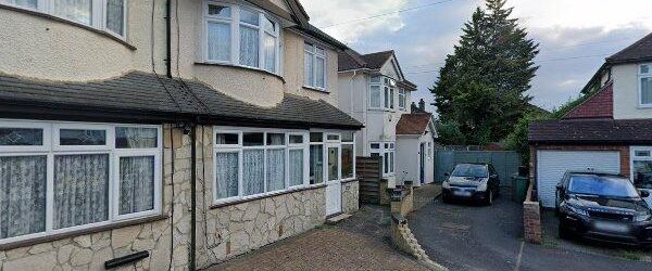 2 Bed Maisonette, Headley Avenue, SM6 - Photo 1