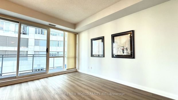 For Lease - 220 Victoria Street Unit# 1806, Toronto, Ontario - Photo 1