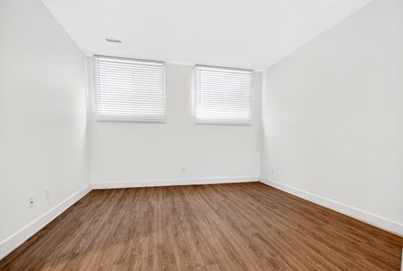 For Lease - 47 Dun Skipper Drive Unit# B, Blossom Park - Airport and Area, Ontario - Photo 5