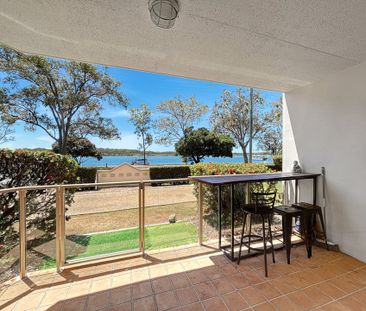 Waterfront Living on the Maroochy River! - Photo 1