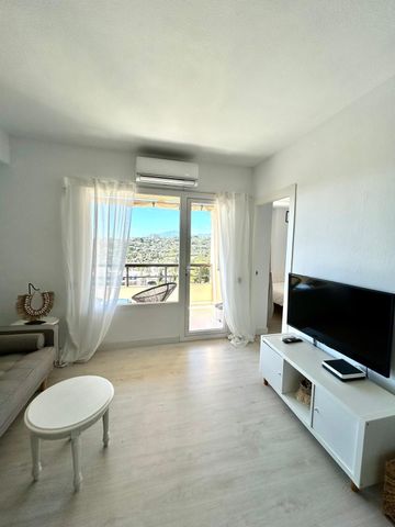 Middle Floor Apartment · Nueva Andalucía - Photo 5