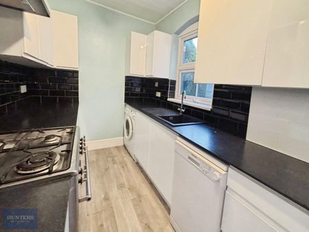 2 bedroom House To Let Total Size: 1012 SQ FT - Photo 4