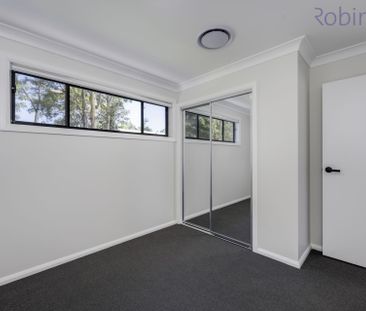 Brand new three bedroom townhouse with ducted air conditioning - Photo 2