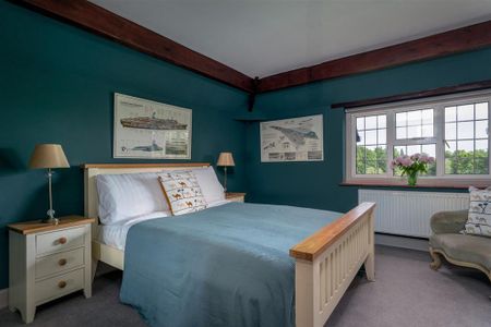 5 bedroom detached house to rent - Photo 5