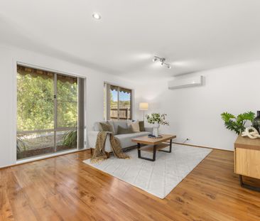 Gorgeous renovated Gordon Home - Photo 2