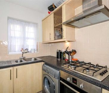 Skylark Way, Shinfield, Reading, Berkshire, RG2 - Photo 3