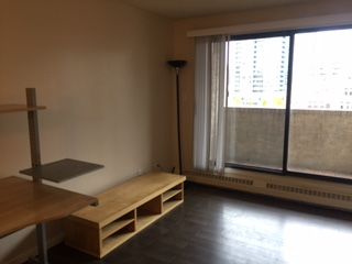 Well maintained 2 bdrms home for rent in the heart of Downtown Beltline! - Photo 1