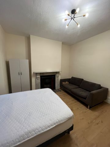2 Bed Flat, Trinity Road, N2 - Photo 4