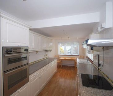 2 bedroom bungalow to rent - Photo 1