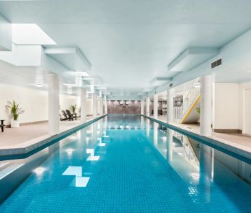 Resort-Style Living with Sweeping Views from Bay to City. - Photo 5