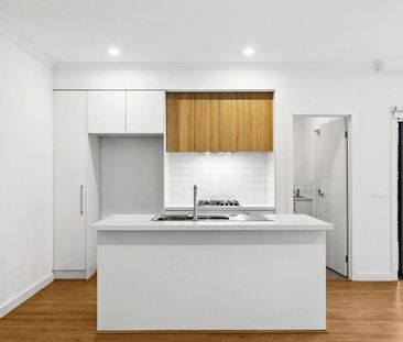 Stylish Townhouse Living in the Heart of Lara. - Photo 6