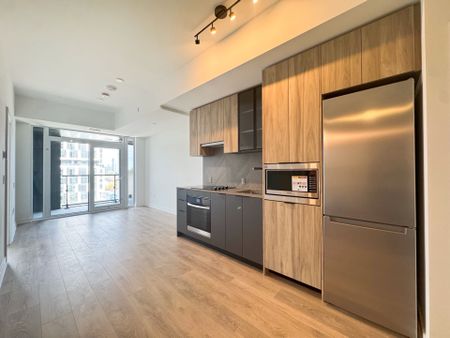 For Lease - 1037 The Queensway N/A Unit# 526, Toronto, Ontario - Photo 4