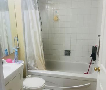 For Lease - 26 Hanover Road Unit# 1507, Brampton, Ontario - Photo 2