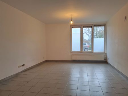 Gelijkvloers appartement met 2slaapkamers en koer - Foto 5