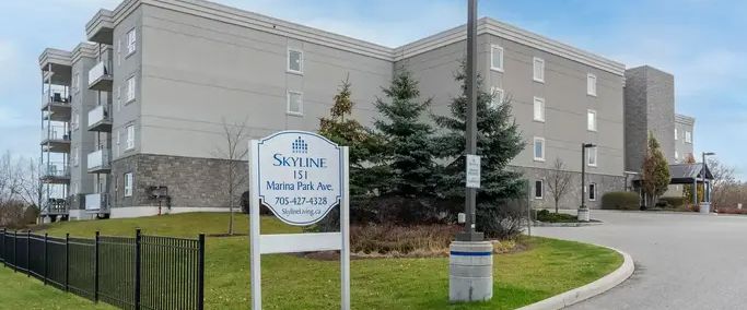 Baypoint Villas Apartments | 151 Marina Park Avenue, Midland - Photo 1