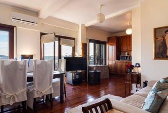 2 Bedroom Apartment with balcony, Belém, Lisboa