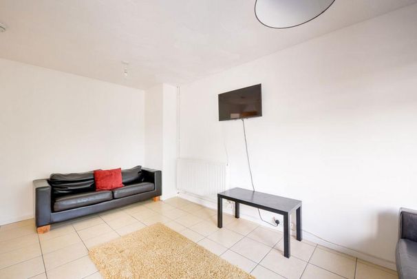 4 bedroom house to rent - Photo 1