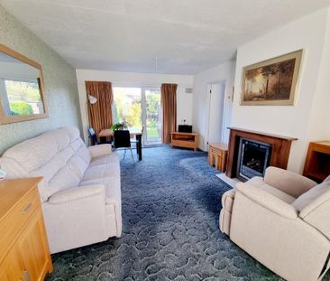 3 bedroom end of terrace house to rent - Photo 3